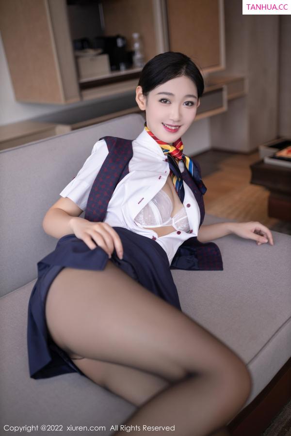唐安琪  [XiuRen]高清写真图 2022.11.28 No.5922 唐安琪 制服黑丝第10张图片